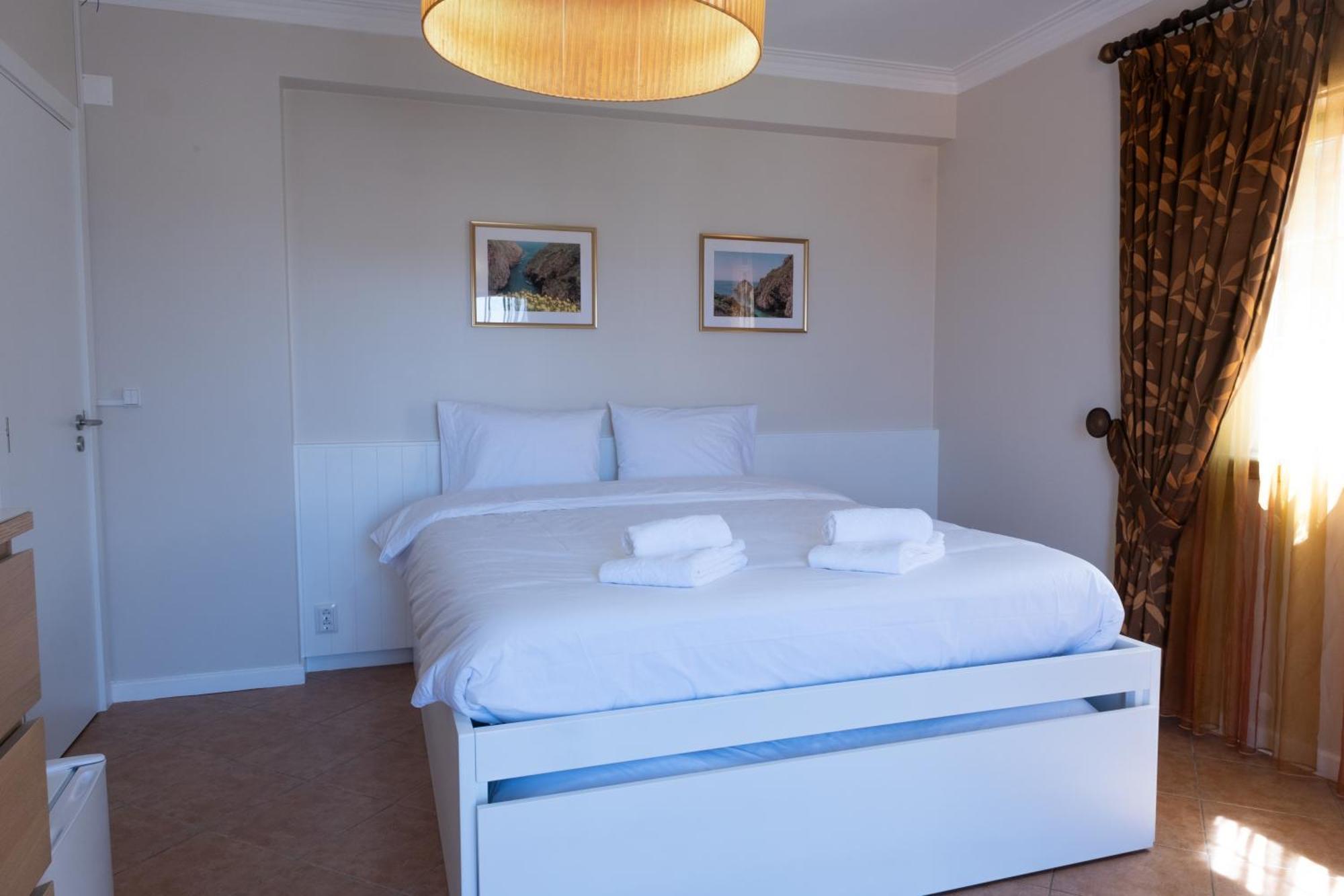 Berlenga Beach House Praia da Lourinha Bagian luar foto